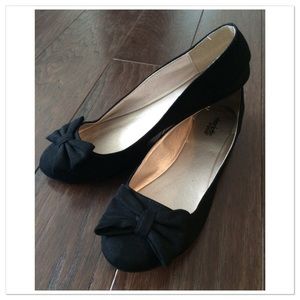 NEW🎉CHARLOTTE RUSSE BLACK BOW FLAT SHOE