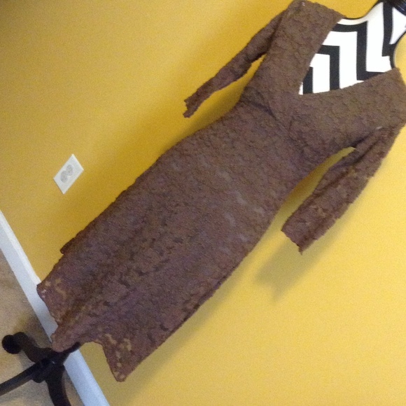 Beautiful brown lace dress full lining sz. M