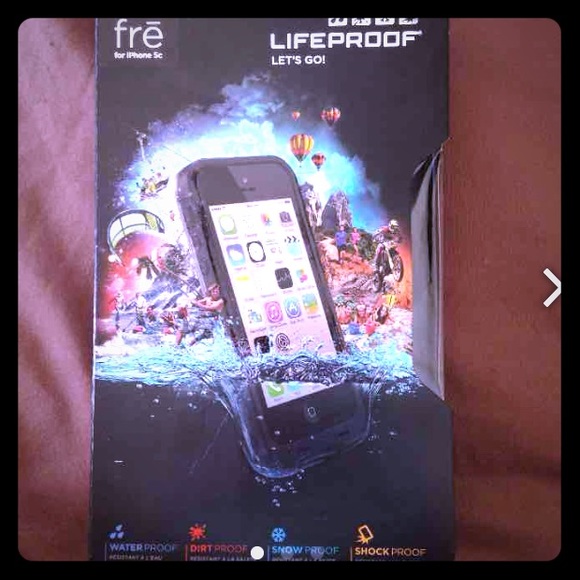 Lifeproof case for iPhone 5c