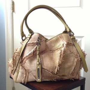 Burberry 2009 Spring Collection Raffia Purse