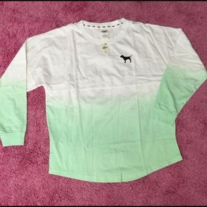 Mint ombré crew neck shirt