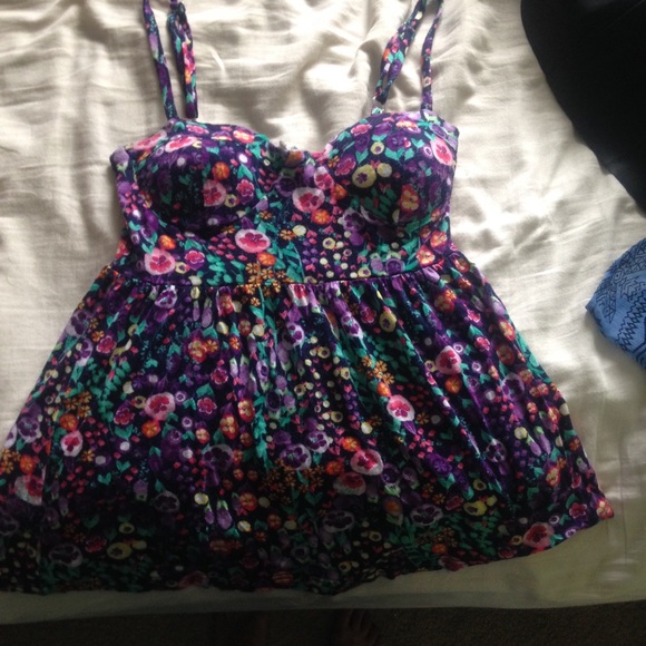 Floral bustier type tank top - Picture 1 of 2