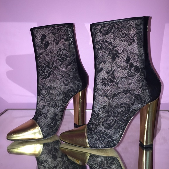 🚫SOLD ON TRADESY🚫 - Picture 4 of 4