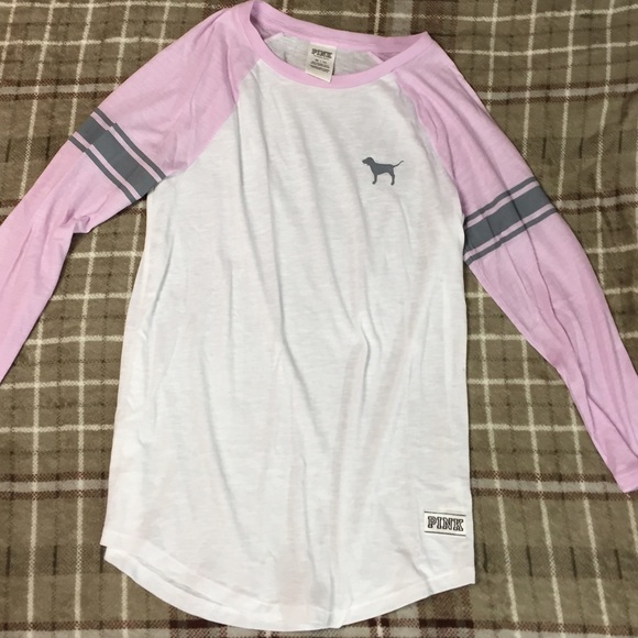 ⛔️SOLD⛔️Victorias Secret PINK Tee - Picture 2 of 2