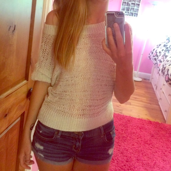 Cute white sweater!