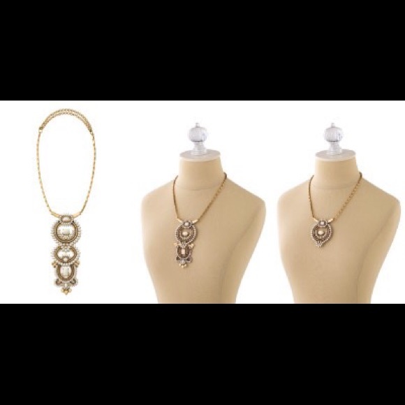 Stella and dot Havana pendant necklace