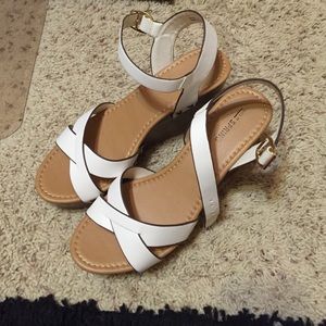 White wedges