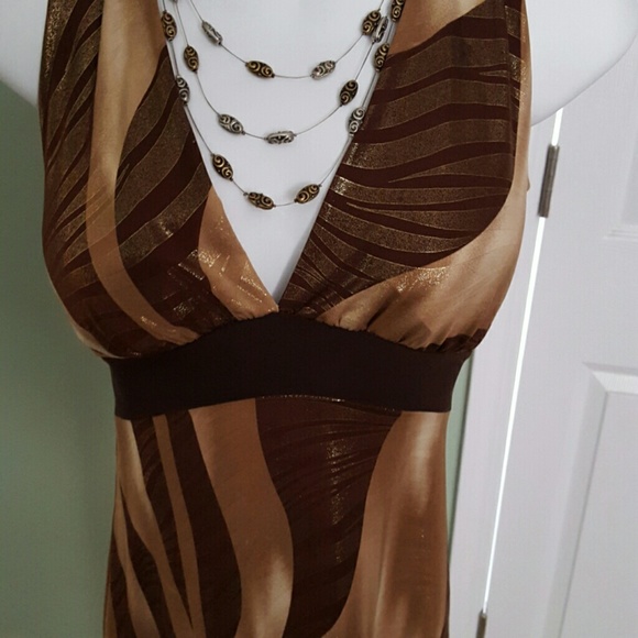 Two tone halter top
