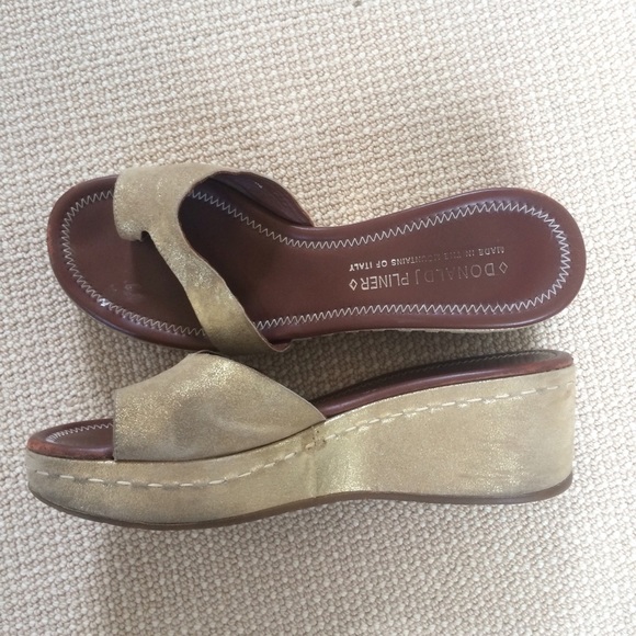 Platform Slides by Donald J. Plunder