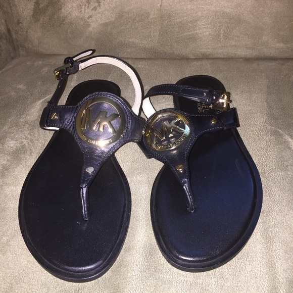 **NEVER WORN** Michael Kors Shoe
