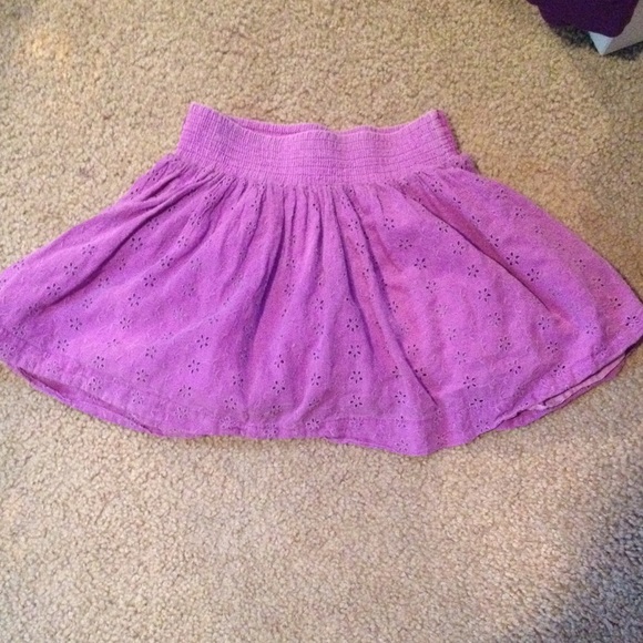 EMBROIDERED PURPLE SKIRT
