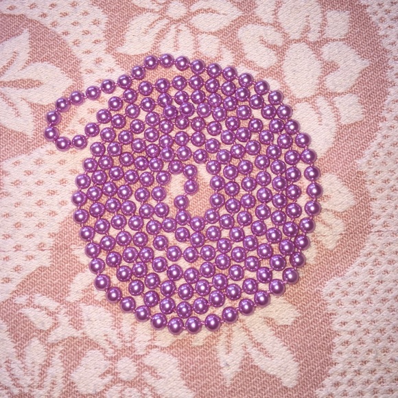 Genuine 1920's to 50's era beads