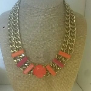 Collar necklace