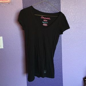 Black v neck tee