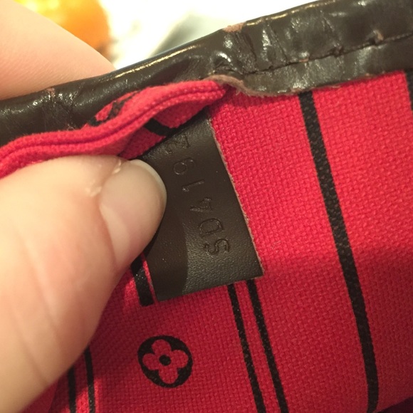 Louis Vuitton GM Neverfull PRICE IS FIRM - Picture 4 of 4