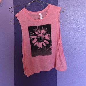 Cropped pink tank top