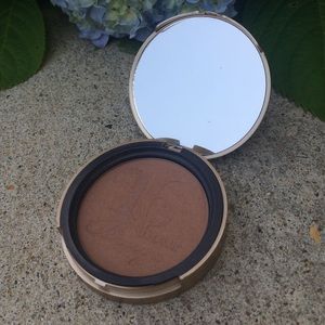 Too Faced Endless Summer 16 Hour Long-Wear Bronzer