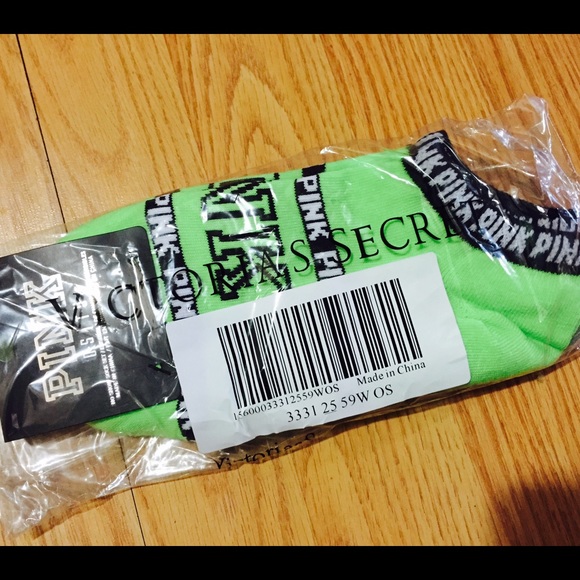 VS 2 pair socks