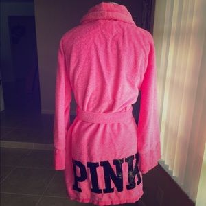 💕PINK Bathrobe💕