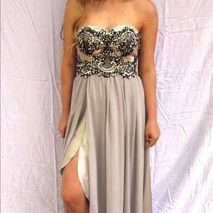 Narianna gown/prom dress