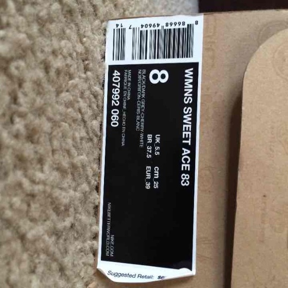 nike - Picture 3 of 4