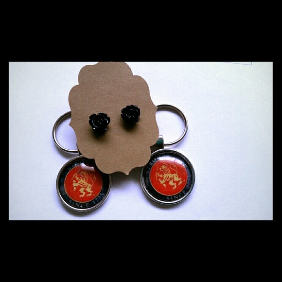 Key chain bundle and free earrings