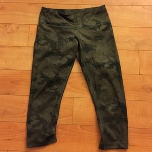 🚫 S O L D 🚫NWOT Camo Wunder Unders