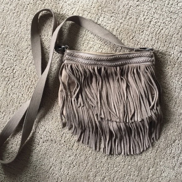 American eagle tan fringe purse!!!