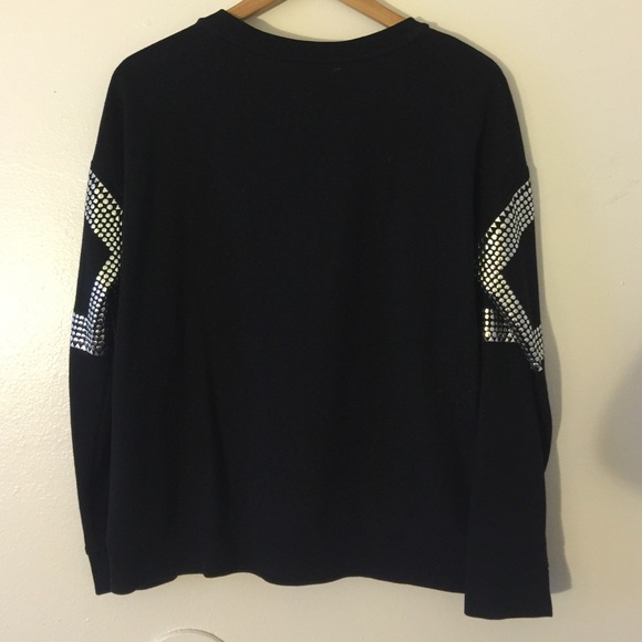 Sweater - Picture 3 of 3