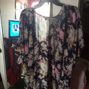 floral kimono 🌸🌸