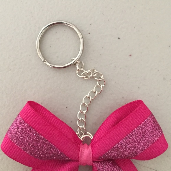 Pink glitter keychain bow - Picture 3 of 3