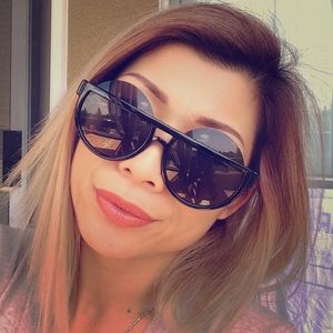 Black Circled Frame Sunglasses