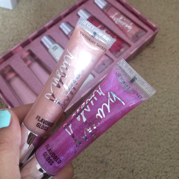 Victoria's Secret lip gloss
