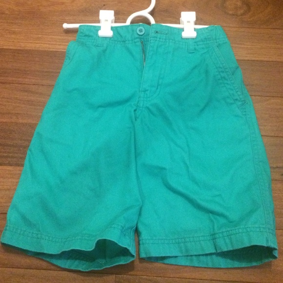 boys green shorts