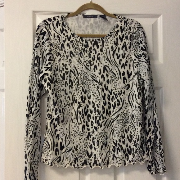 Liz Claiborne black  & cream top
