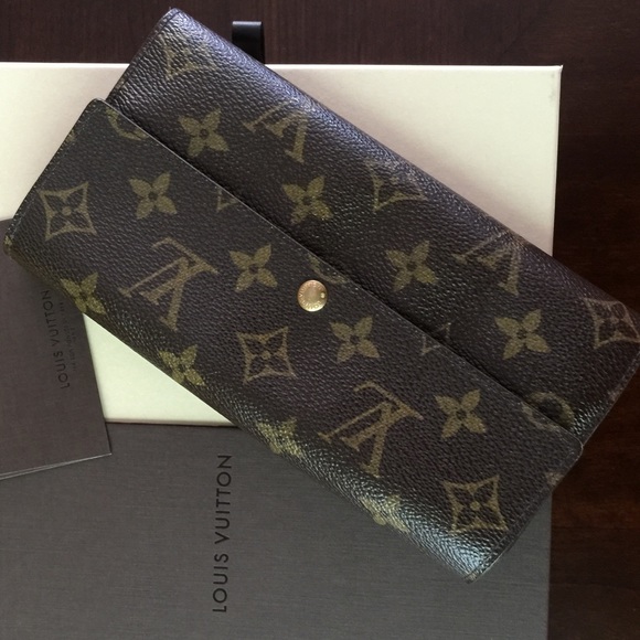SOLD!Sold! Louis Vuitton Long wallet