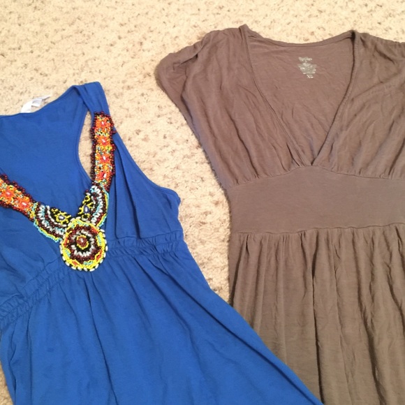 Tops - Picture 2 of 2