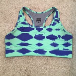 Nike sports bra