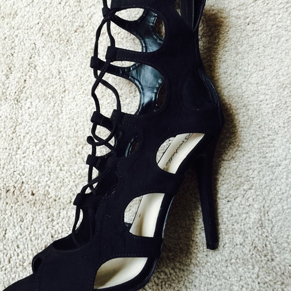 RESERVED! Black Strappy high heel sandal - Picture 2 of 3
