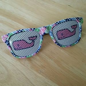 Vineyard Vines kentucky derby sunglasses