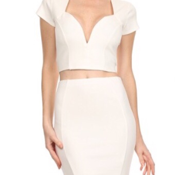 Two piece set