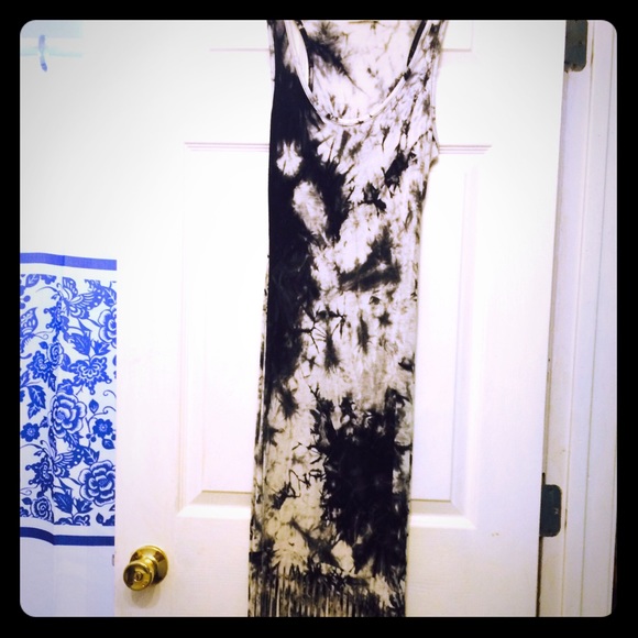Long black and white tie-dye dress