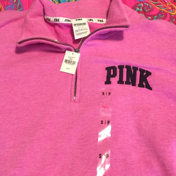 SALE🌴Vs pink zip up - Picture 2 of 3