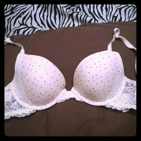 Bra (Light pink with black dots) - Picture 1 of 2
