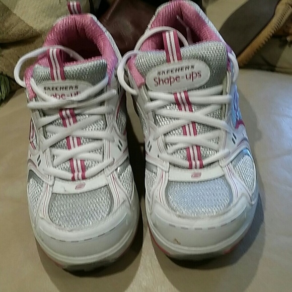 Sketchers Shape ups /Breast Cancer Awareness
