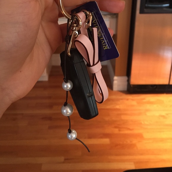 Pearl keychain