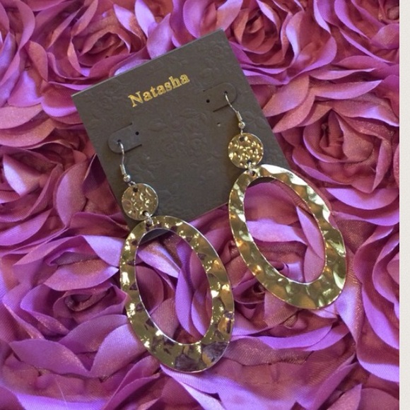 Natasha Jewelry - ❗️SALE❗️  🆕LISTING Gold Dangling Earrings