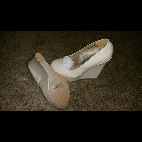 Nude wedges - Picture 1 of 2