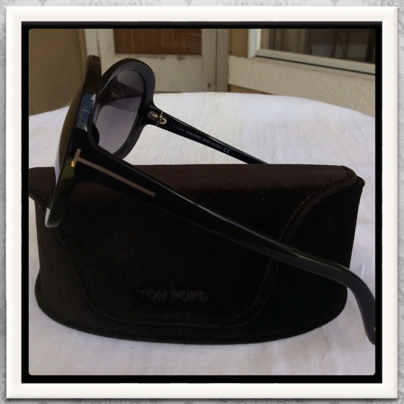 Tom Ford Black Margot Sunglasses - Picture 3 of 4