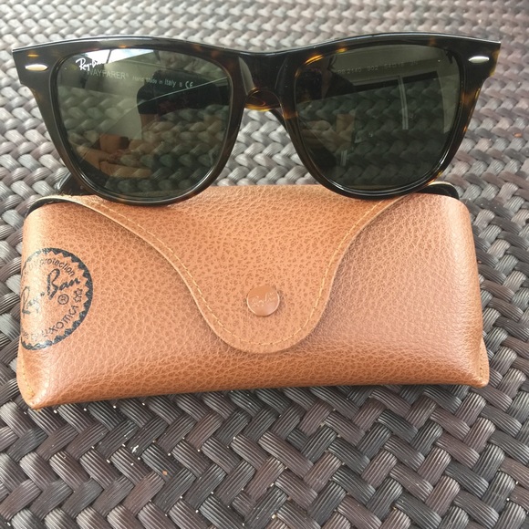Rayban Wayfarer XL Dark Tortoise